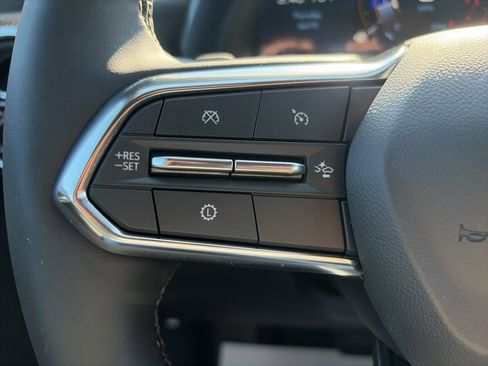New 2026 Chevrolet Equinox LT w/ Safety and Technology Package AWD/4WD image 14