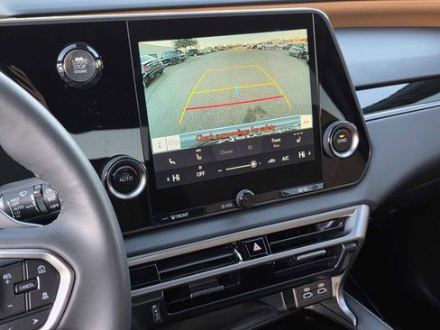 Used 2025 Lexus RX 350 FWD image 11