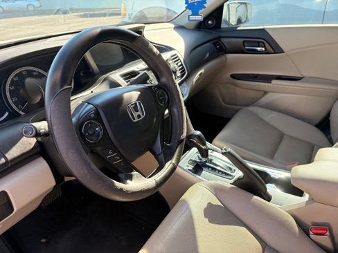 Used 2015 Honda Accord EX-L image 8