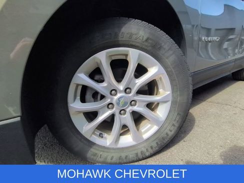 Used 2018 Chevrolet Equinox LT w/ Sun & Infotainment Package image 8