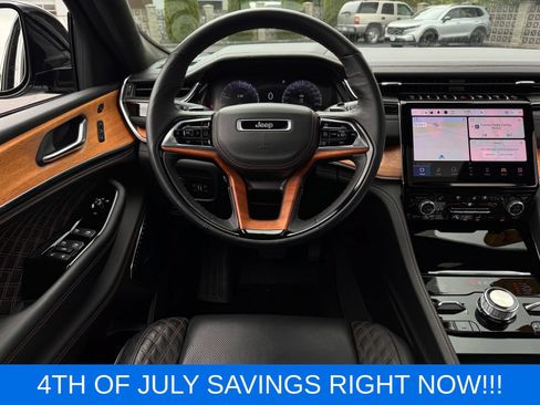 Used 2023 Jeep Grand Cherokee L Summit AWD/4WD image 16