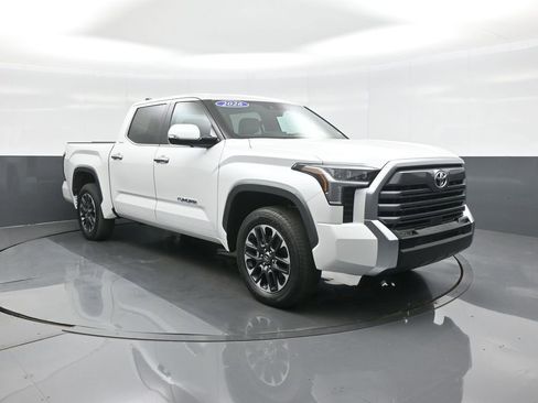 New 2026 Toyota Tundra Limited AWD/4WD image 1