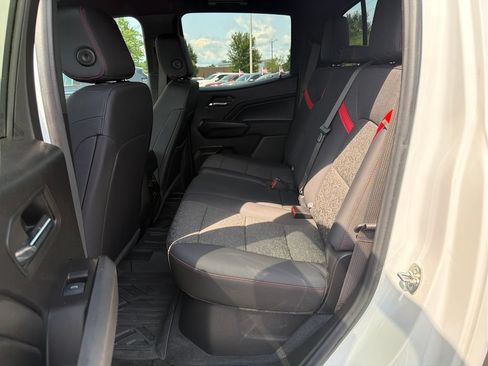 Certified 2024 Chevrolet Colorado Z71 w/ Z71 Convenience Package 2 AWD/4WD image 27