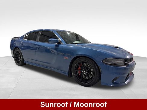 Used 2020 Dodge Charger Scat Pack w/ Dynamics Package RWD image 9