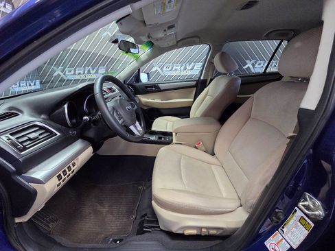 Used 2016 Subaru Outback 2.5i Premium image 18