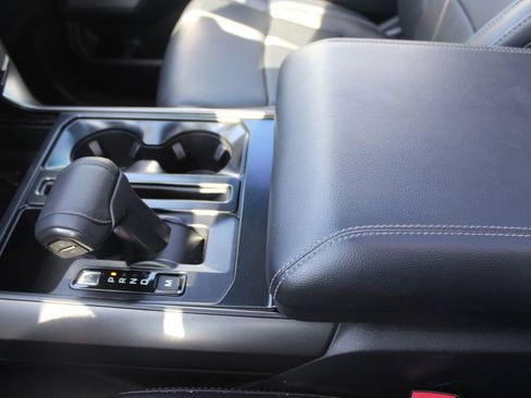 Used 2024 Ford F150 Lariat w/ FX4 Off-Road Package image 37