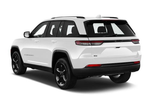 Used 2023 Jeep Grand Cherokee Altitude AWD/4WD image 2