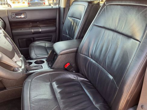Used 2013 Ford Flex SEL FWD image 3