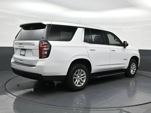 Used 2024 Chevrolet Tahoe LS RWD image 5