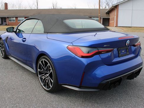 Used 2023 BMW M4 xDrive Competition image 11