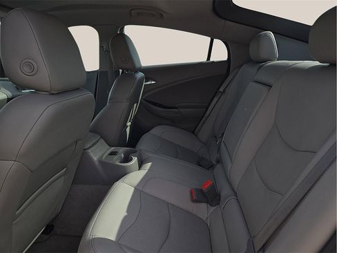 Used 2018 Chevrolet Volt LT w/ LT Driver Confidence Package image 9