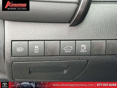 Used 2024 Toyota Camry SE FWD image 24
