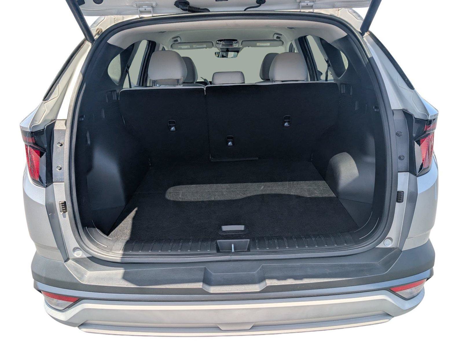 Used 2025 Hyundai Tucson SEL FWD image 34