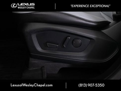 Used 2021 Ford Explorer XLT w/ Equipment Group 202A RWD image 21