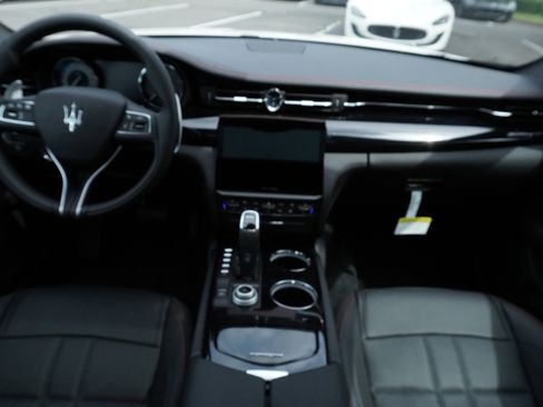 New 2024 Maserati Quattroporte Modena Ultima Q4 image 2