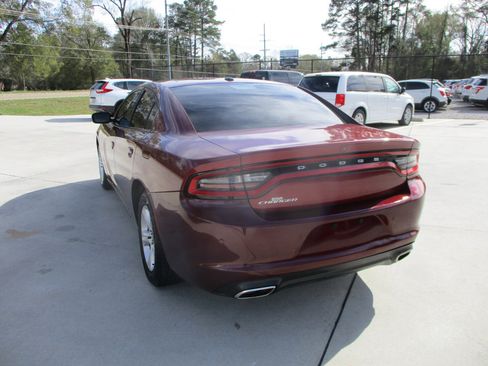Used 2020 Dodge Charger SXT w/ Leather Interior Group image 10