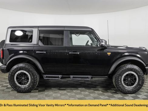 Used 2023 Ford Bronco Badlands AWD/4WD image 18