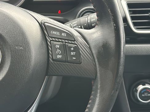 Used 2016 MAZDA MAZDA3 i Touring w/ Popular Equipment Package FWD image 12