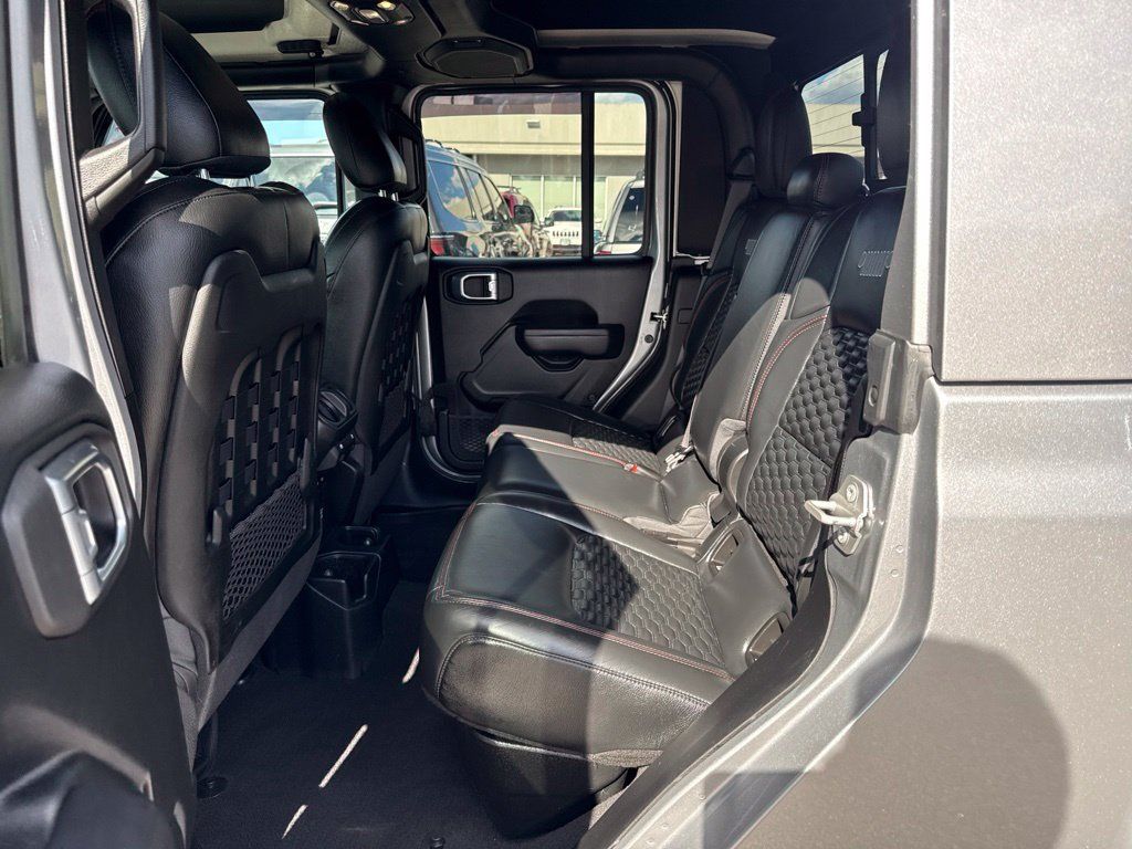 Certified 2021 Jeep Gladiator Rubicon AWD/4WD image 21