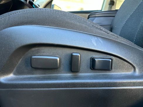 Used 2012 Chevrolet Equinox LT w/ Driver Convenience Package image 34