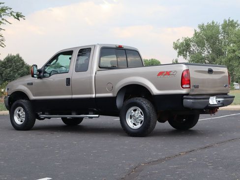 Used 2003 Ford F250 XL AWD/4WD image 7