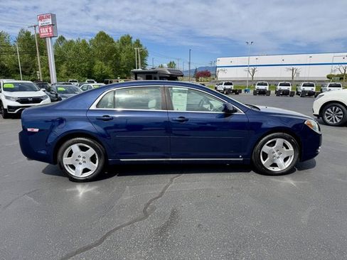 Used 2009 Chevrolet Malibu LT w/ HFV6 Engine Package FWD image 3