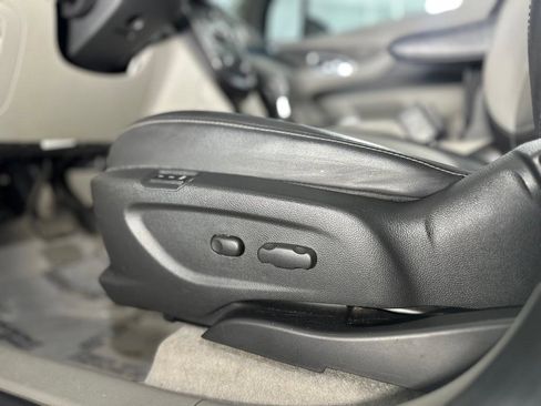 Used 2015 Buick Encore Leather w/ Experience Buick Package FWD image 25