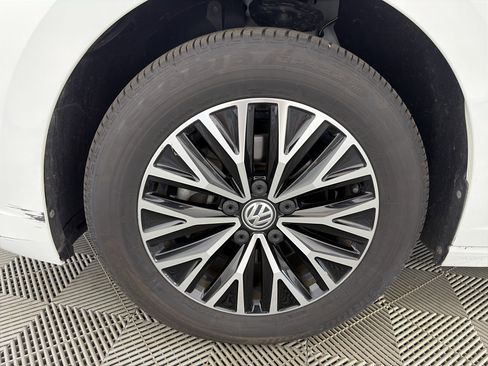 Used 2020 Volkswagen Jetta SE FWD image 13