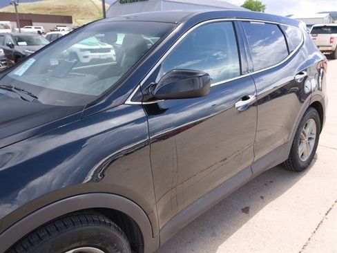 Used 2018 Hyundai Santa Fe Sport FWD image 7