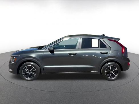 Used 2026 Kia Niro LX FWD image 8