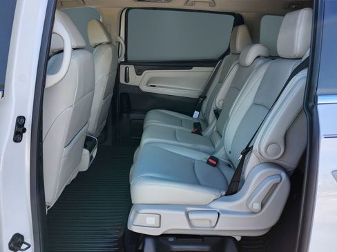 New 2026 Honda Odyssey EX-L image 7