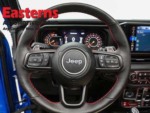 Used 2024 Jeep Wrangler Unlimited Rubicon 392 image 10