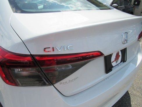 Used 2023 Honda Civic Sport image 10