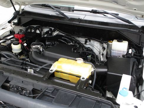 Used 2016 Nissan NV 2500 SV w/ Technology Package image 24