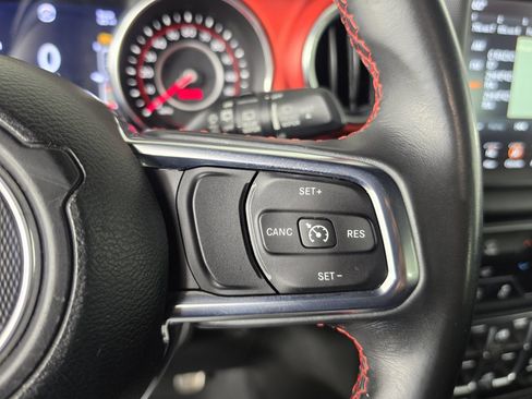 Used 2019 Jeep Wrangler Unlimited Rubicon AWD/4WD image 22