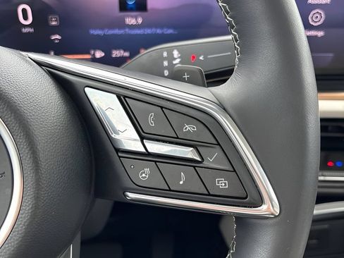 Used 2024 Buick Envision Avenir AWD/4WD image 18