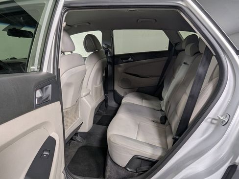 Used 2017 Hyundai Tucson SE FWD image 25