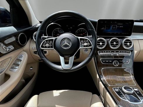 Used 2019 Mercedes-Benz C 300 Sedan image 10