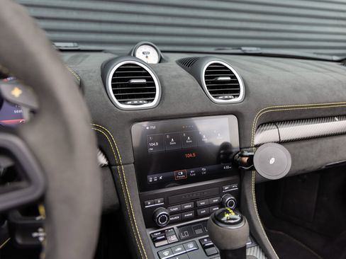 Certified 2025 Porsche 718 Boxster Spyder RS w/ Weissach Package image 16