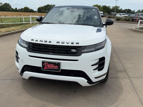 Used 2024 Land Rover Range Rover Evoque Dynamic SE AWD/4WD image 4