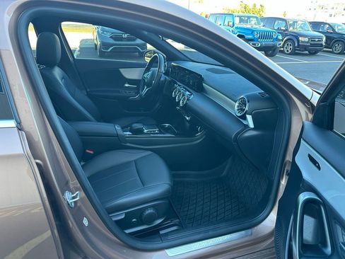 Used 2022 Mercedes-Benz A 220 image 18