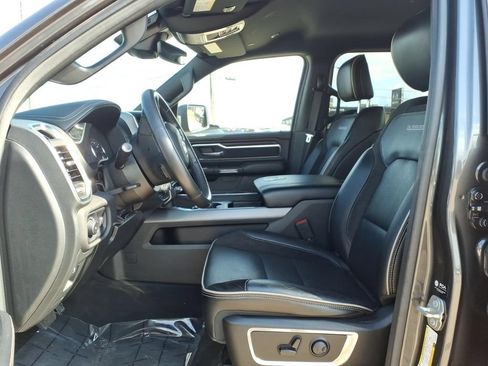 Used 2024 RAM 1500 Laramie RWD image 13