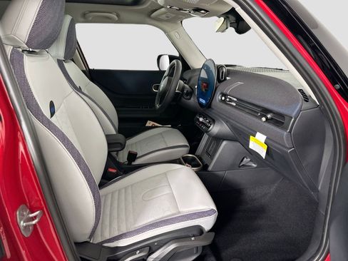 Certified 2025 MINI Cooper S image 27