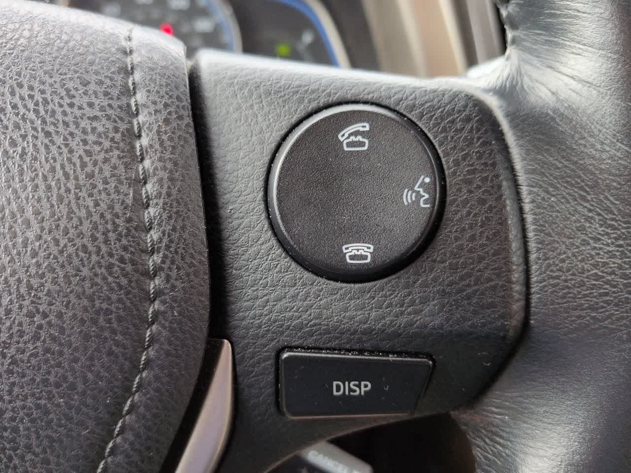 Used 2014 Toyota RAV4 Limited w/ Technology Package FWD image 25