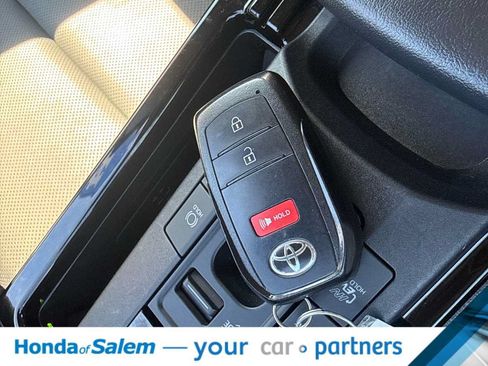 Used 2024 Toyota Prius Prime FWD image 20