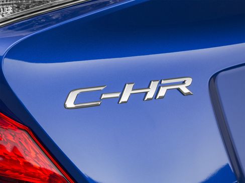 Used 2020 Toyota C-HR LE FWD image 55