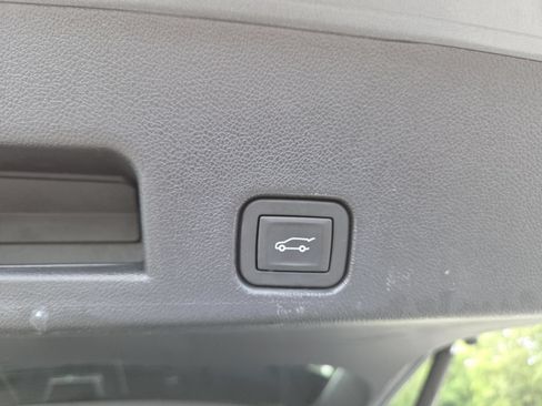 Used 2024 GMC Acadia AT4 w/ Super Cruise Package AWD/4WD image 25
