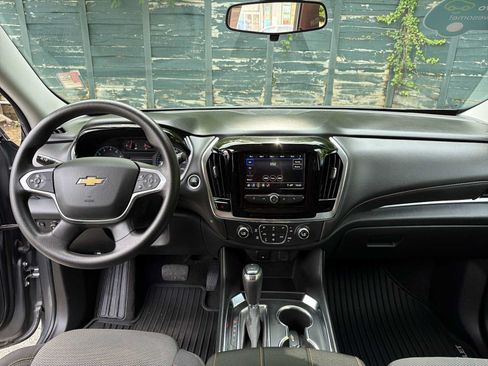 Certified 2020 Chevrolet Traverse LS AWD/4WD image 19