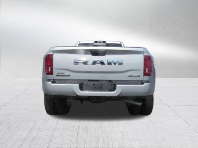 New 2026 RAM 3500 Big Horn AWD/4WD image 5