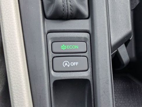 Certified 2025 Honda Accord SE image 32